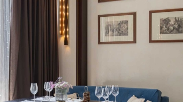 Внутренний зал